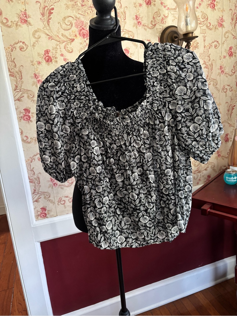 LOFT Black and White Floral Smocked Puff Sleeve Blouse